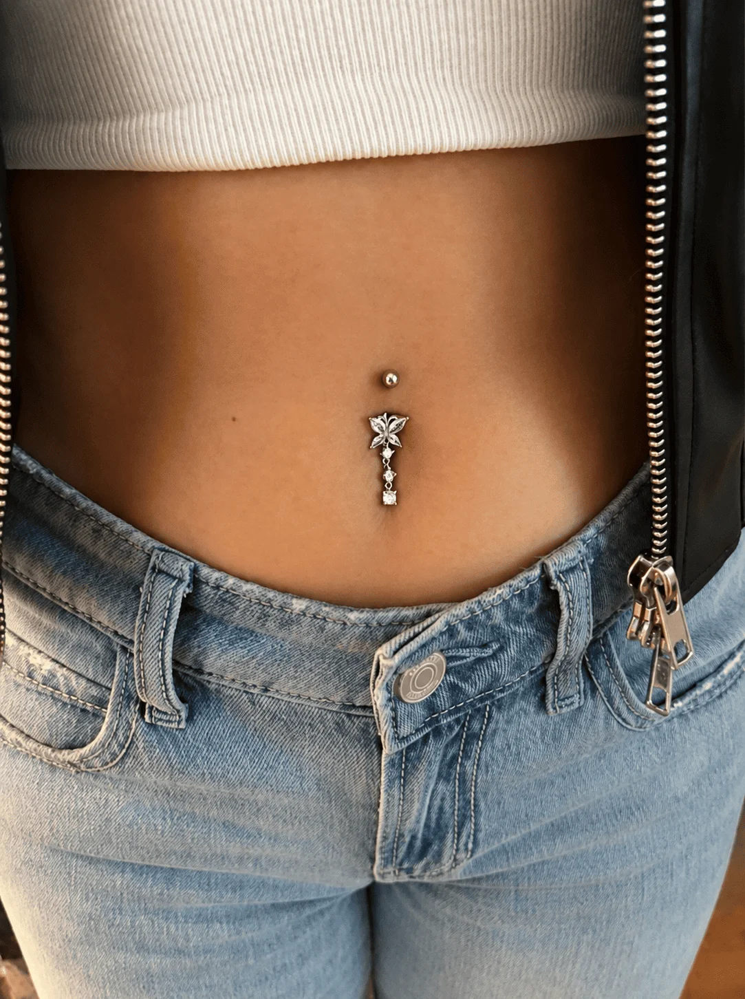Bauchnabelpiercing bei Nana's Beautyservice Wolfsburg